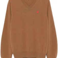 Джемпер с нашивкой