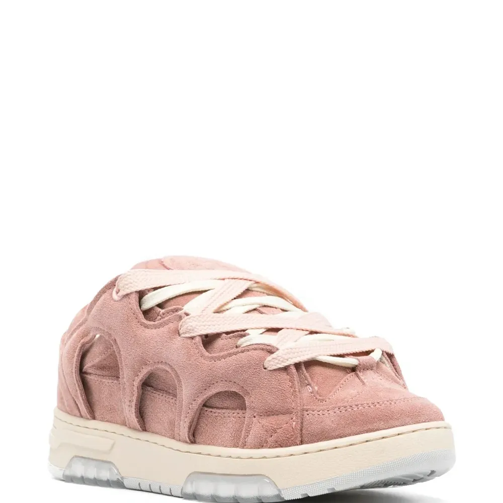 Кроссовки со вставками