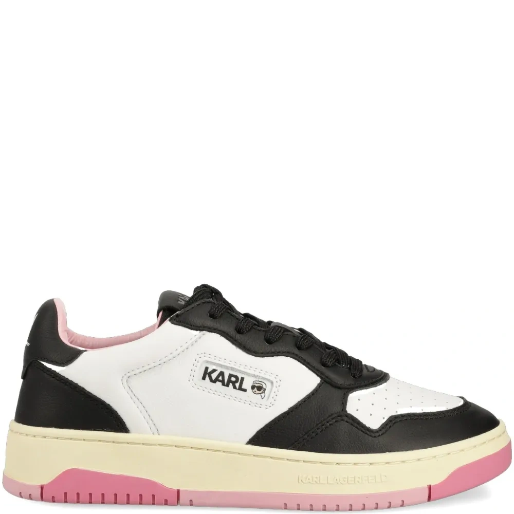 Кожаные кроссовки