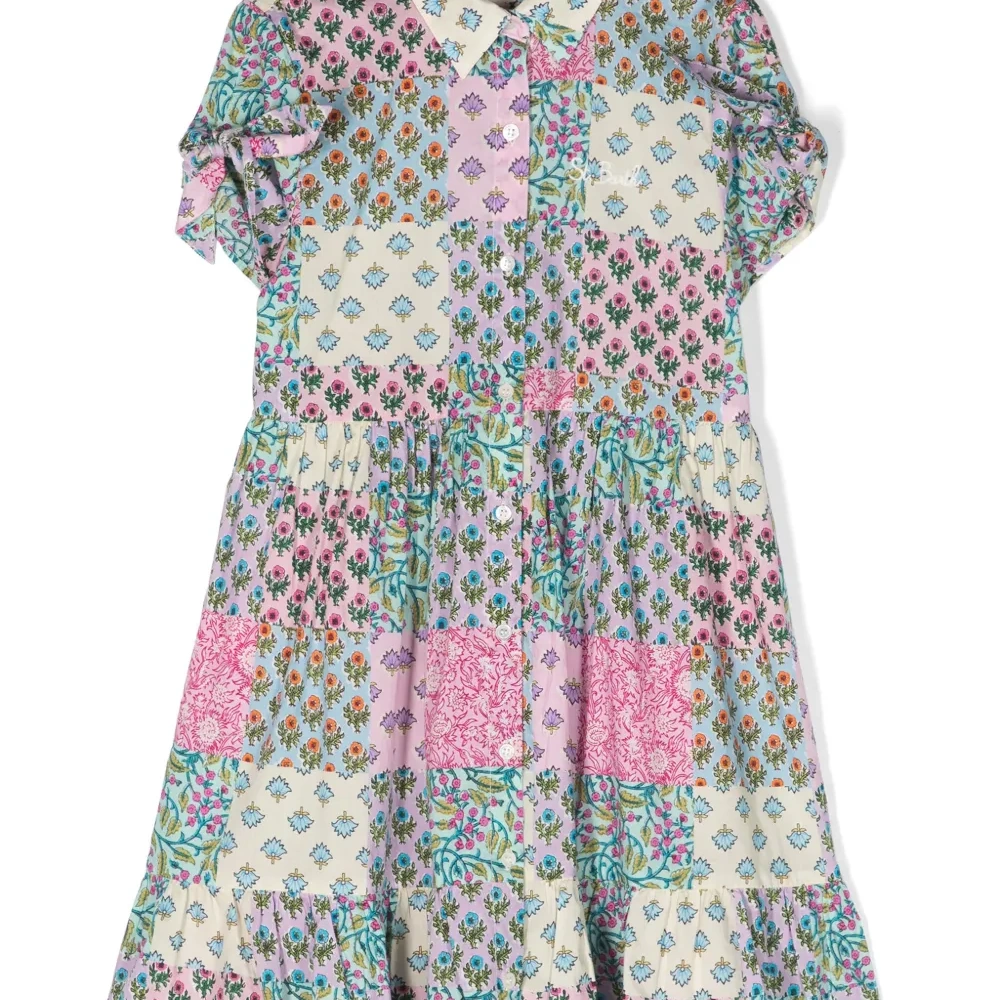 платье-рубашка Queenie с принтом