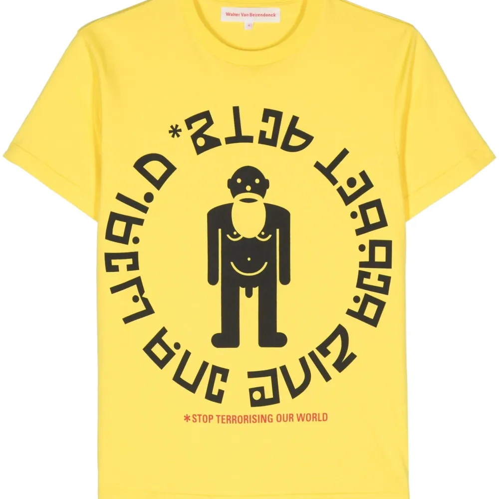 Футболка с логотипом