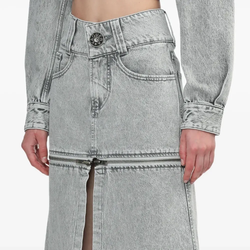 Джинсовая юбка миди