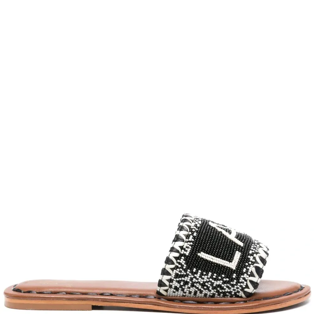 Сандалии с бусинами Сандалии с бусинами