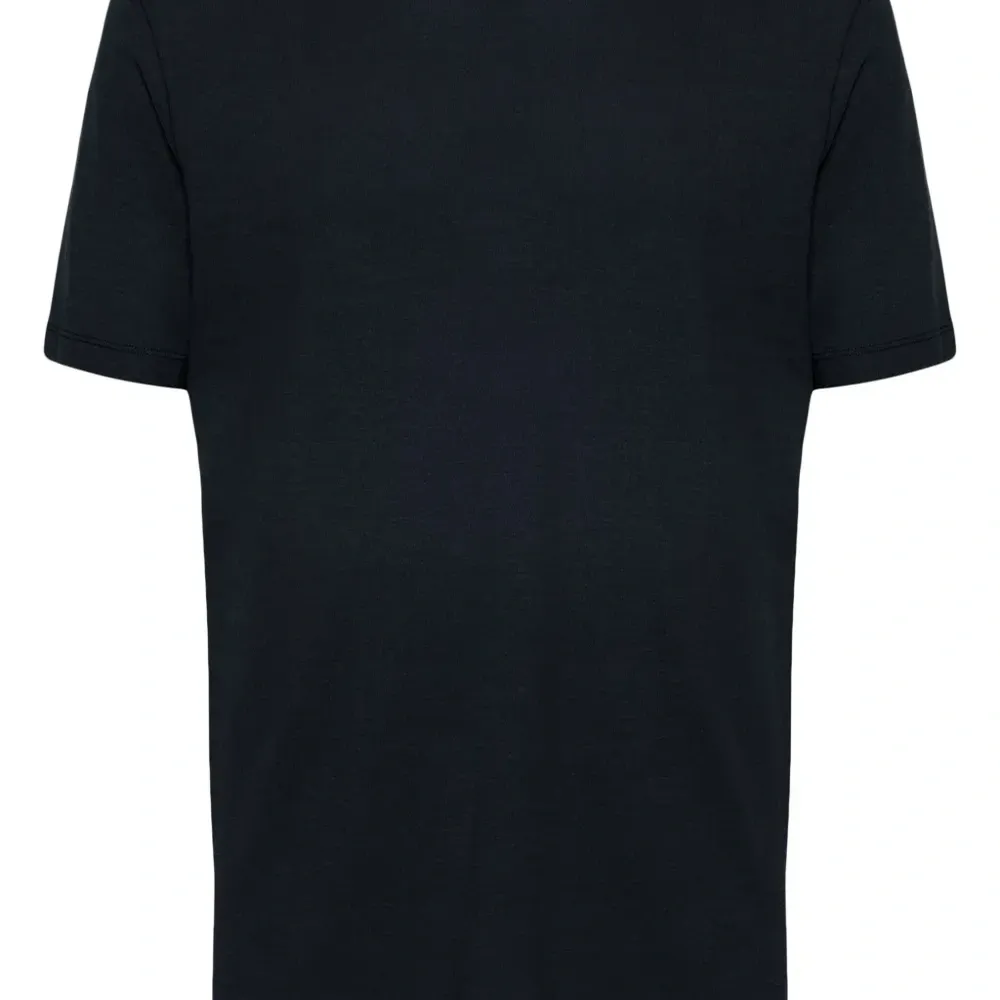 Футболка с круглым вырезом