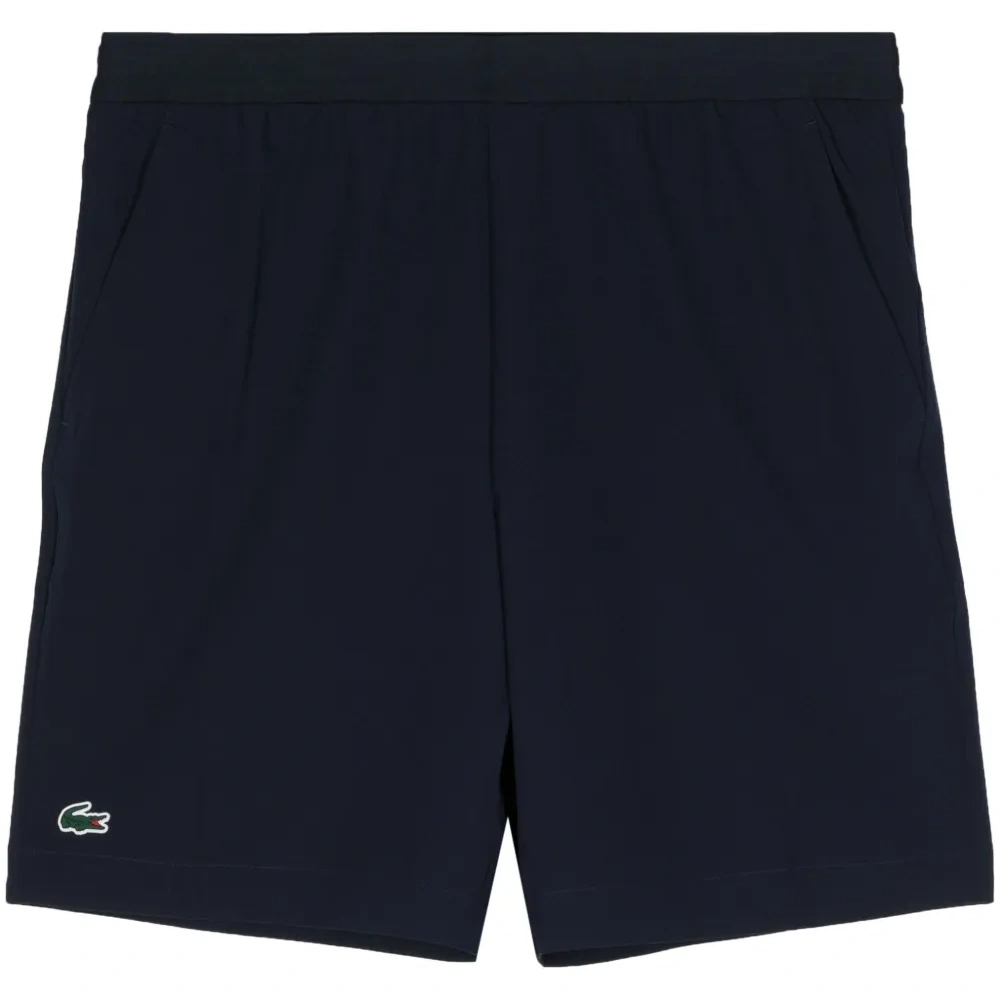 Спортивные шорты с вышитым логотипом