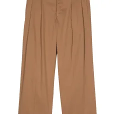 Брюки строгого кроя со складками