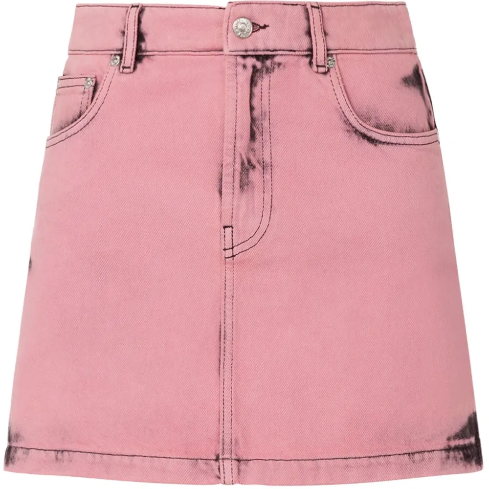 Джинсовая мини-юбка с завышенной талией