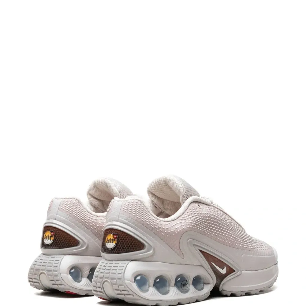 Кроссовки Air Max Dn Light Orewood Brown