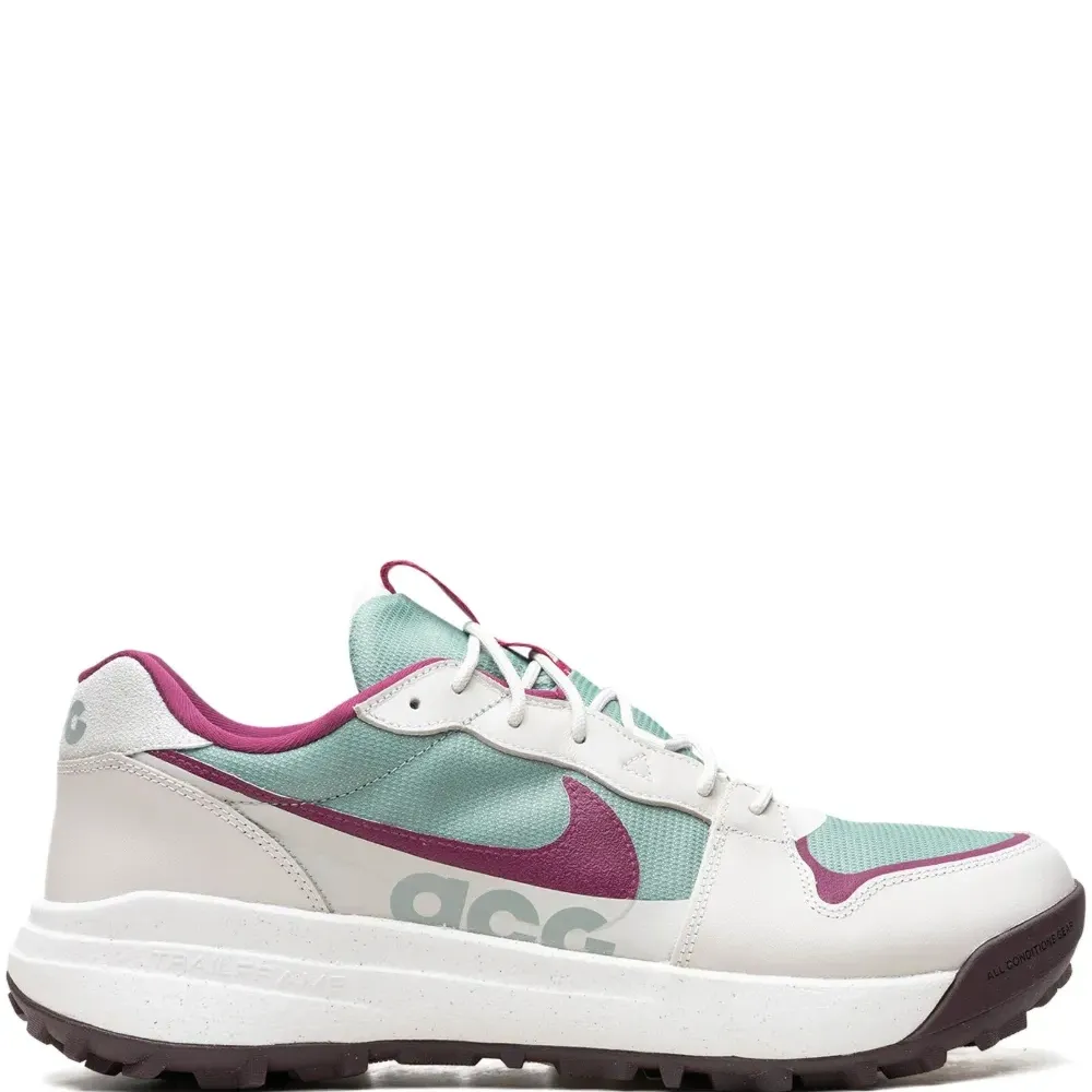 Кроссовки ACG Lowcate