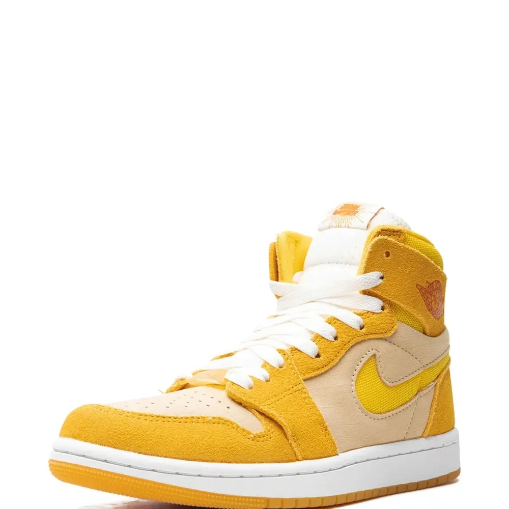 Кроссовки Air Jordan 1 Zoom Air CMFT 2 Yellow Ochre/Tour Yellow-Pale Vanilla-Safety Кроссовки Air Jordan 1 Zoom Air CMFT 2 Yellow Ochre/Tour Yellow-Pale Vanilla-Safety