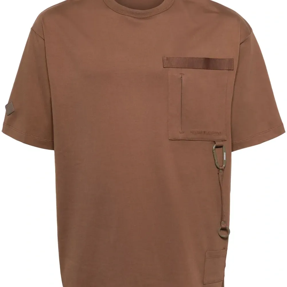 Футболка с вышивкой