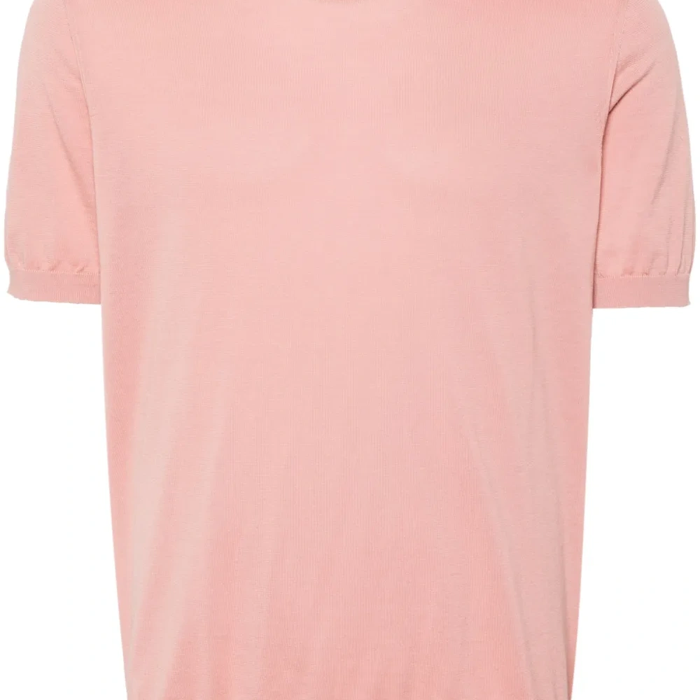 Футболка тонкой вязки