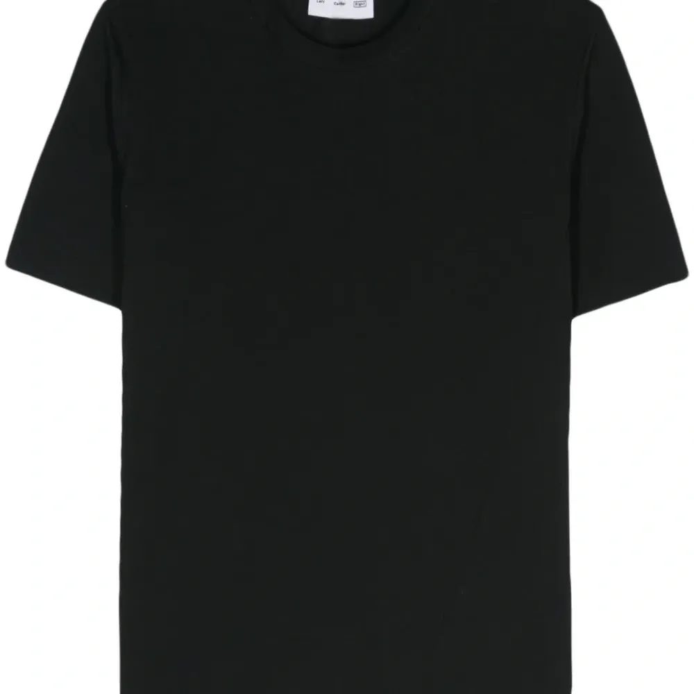 Футболка с логотипом