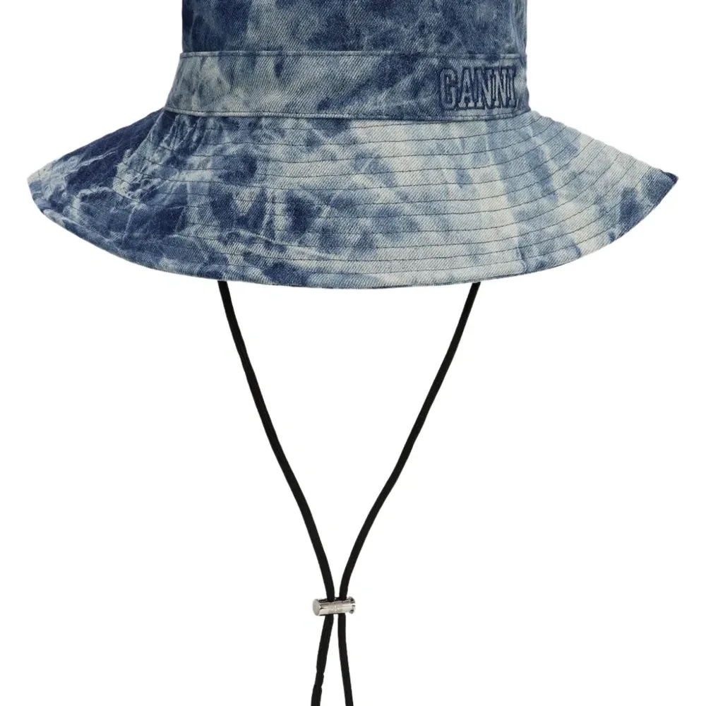 Джинсовая панама