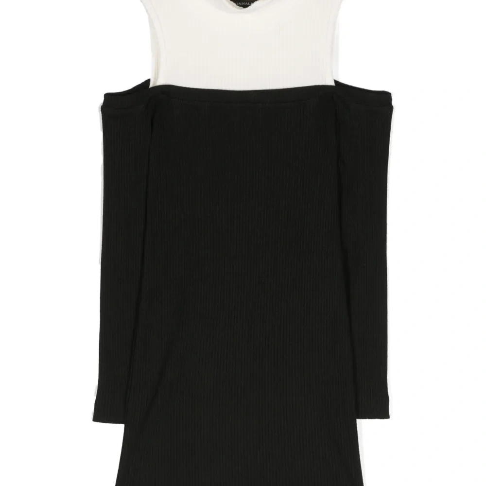 Платье мини в рубчик с высоким воротником