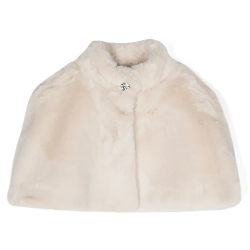 Короткий кейп из искусственного меха