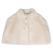 Короткий кейп из искусственного меха