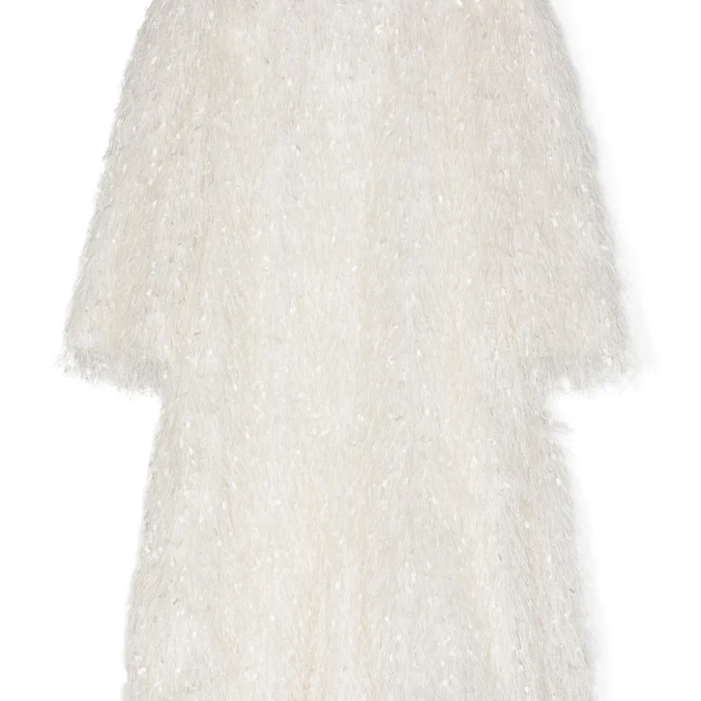 Платье с круглым вырезом и бахромой Платье с круглым вырезом и бахромой