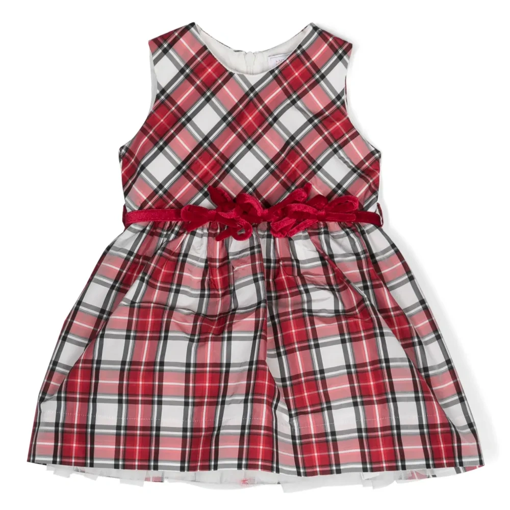 Клетчатое платье без рукавов