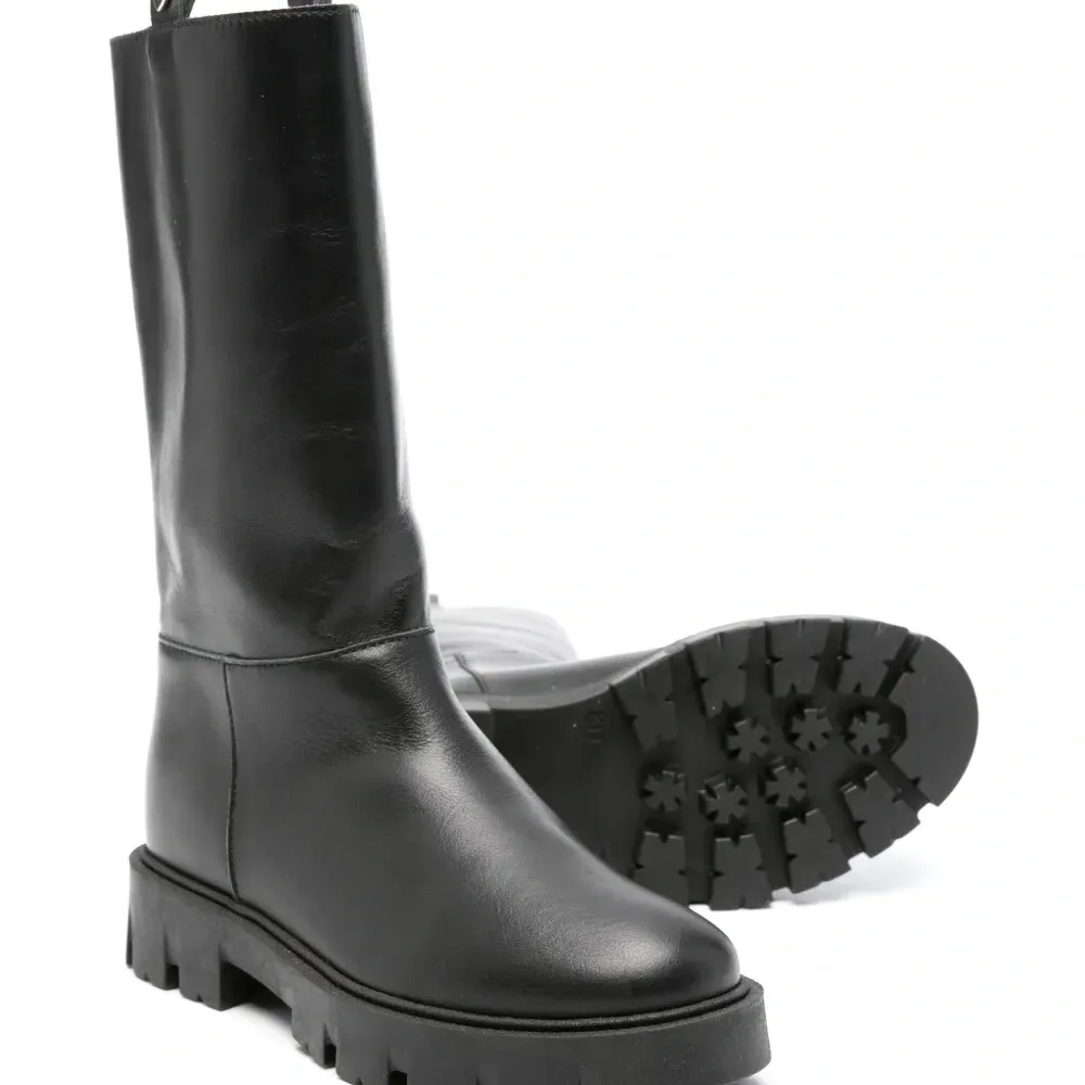 Ботинки с логотипом Ботинки с логотипом