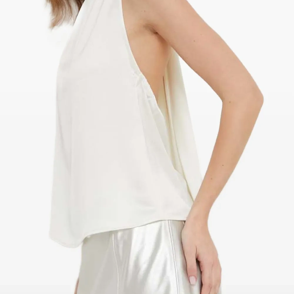 Топ Carloti с завязками