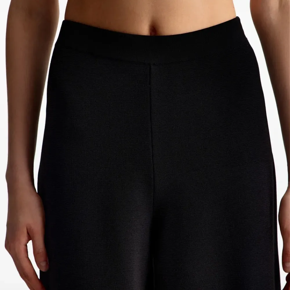 Брюки широкого кроя