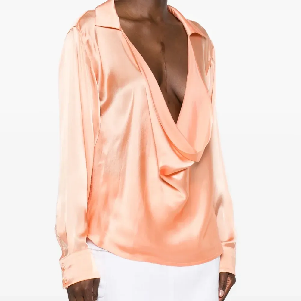 Атласная блузка Anna