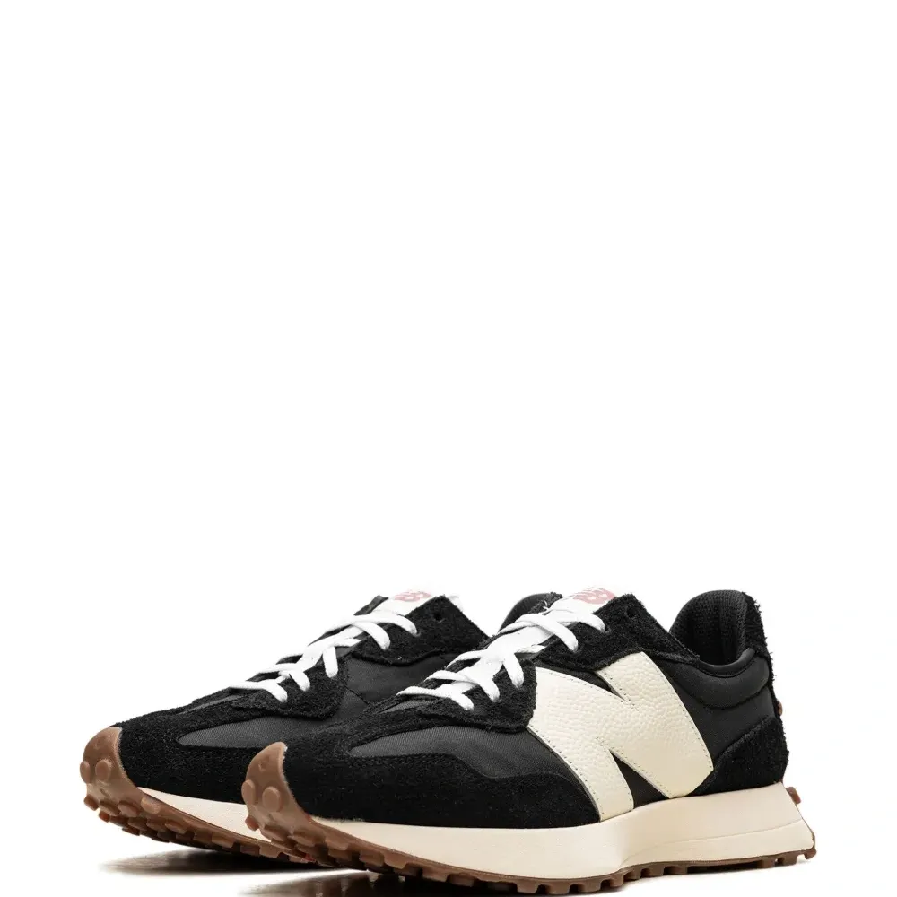 Кроссовки 327