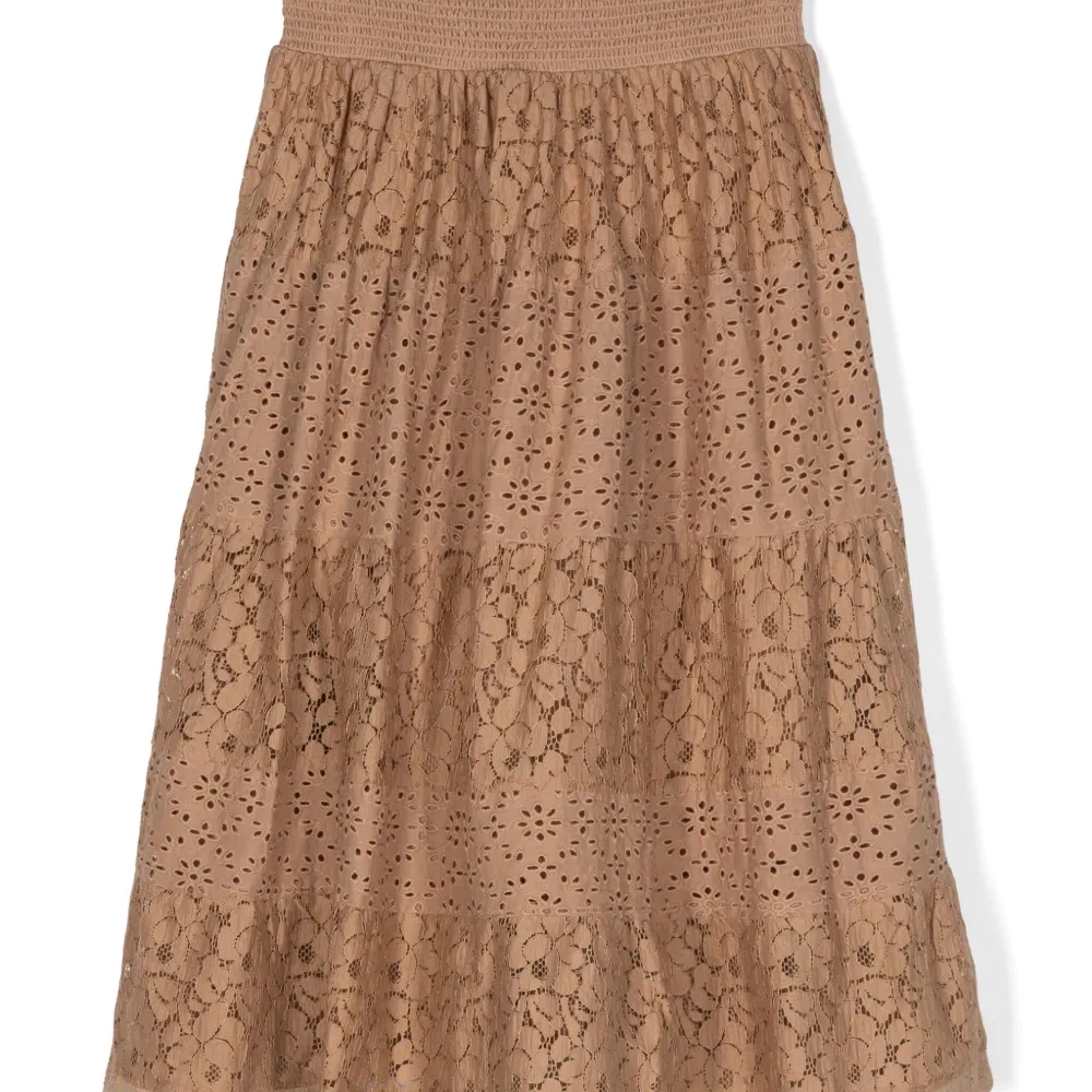 Платье с цветочным кружевом