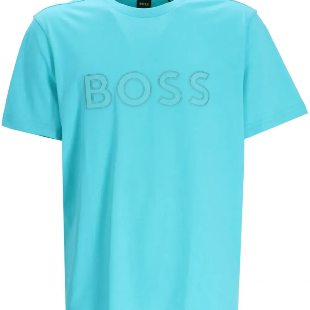 Футболка с логотипом