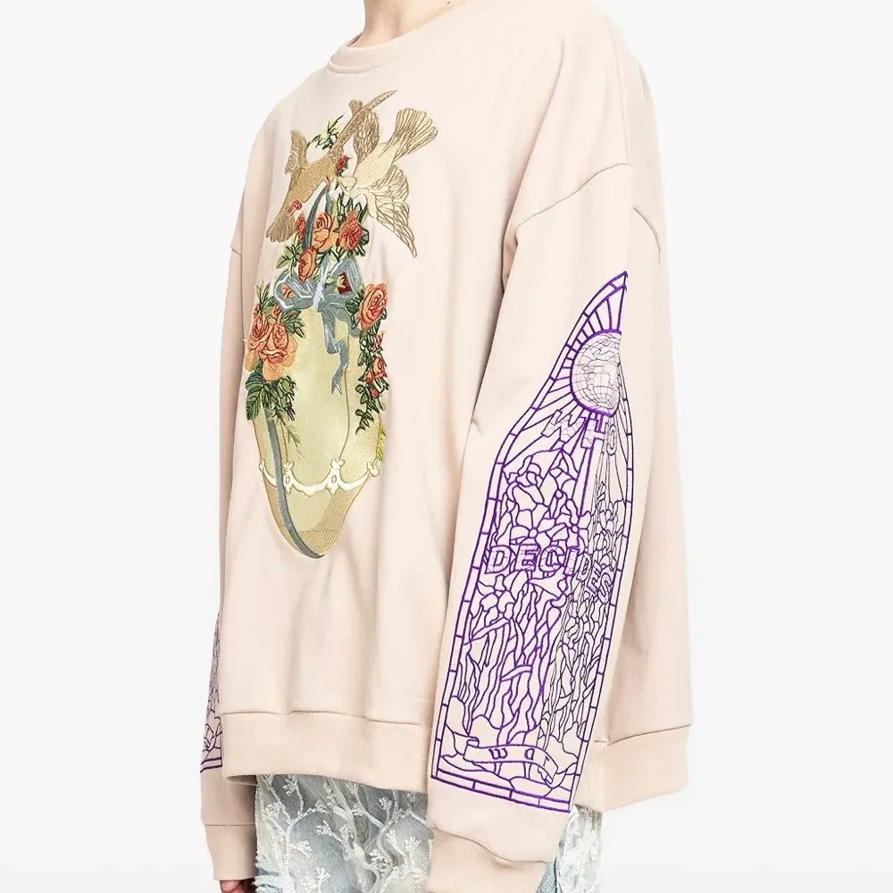 Толстовка с вышивкой Толстовка с вышивкой