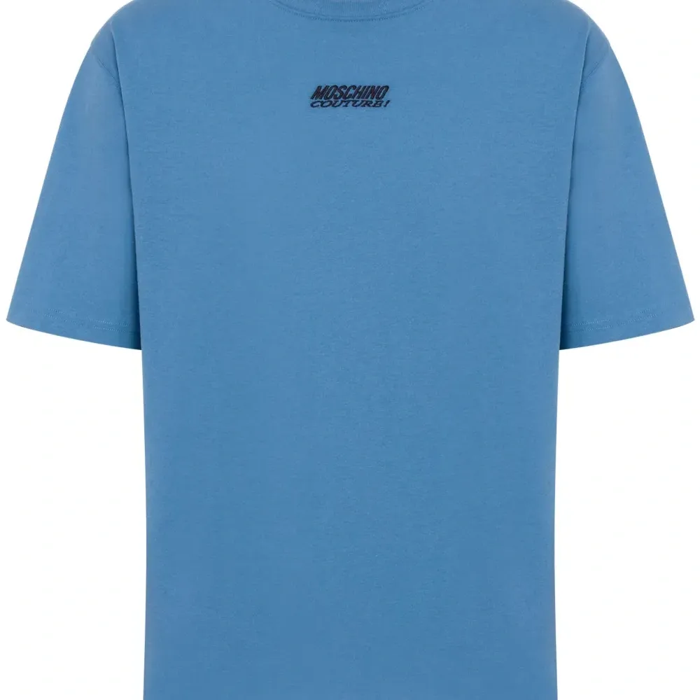 Футболка с вышитым логотипом Футболка с вышитым логотипом