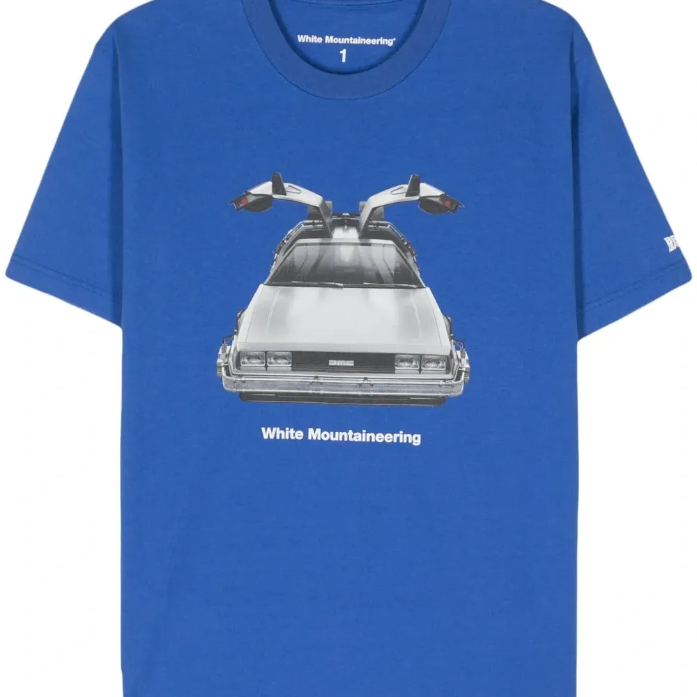 Футболка Delorean