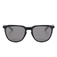 Солнцезащитные очки Thurso в прямоугольной оправе Солнцезащитные очки Thurso в прямоугольной оправе