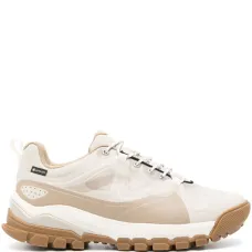 Кроссовки со вставками