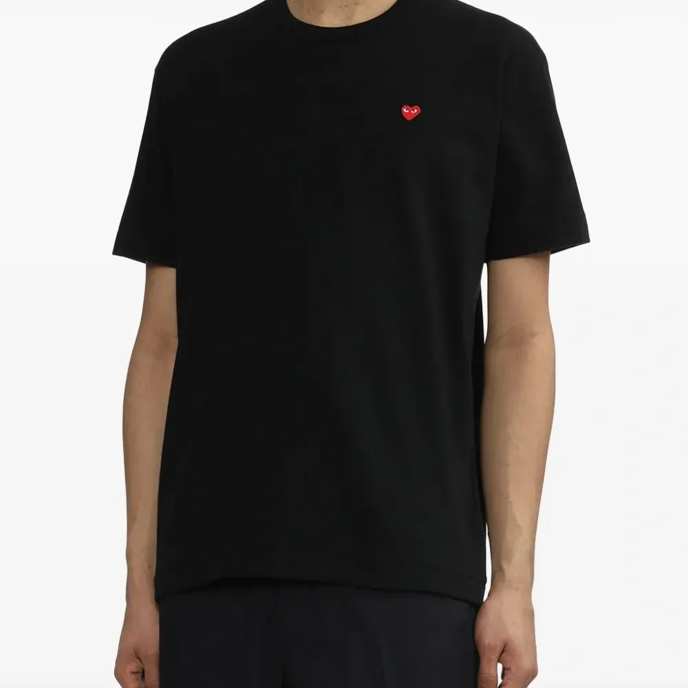 Футболка с логотипом