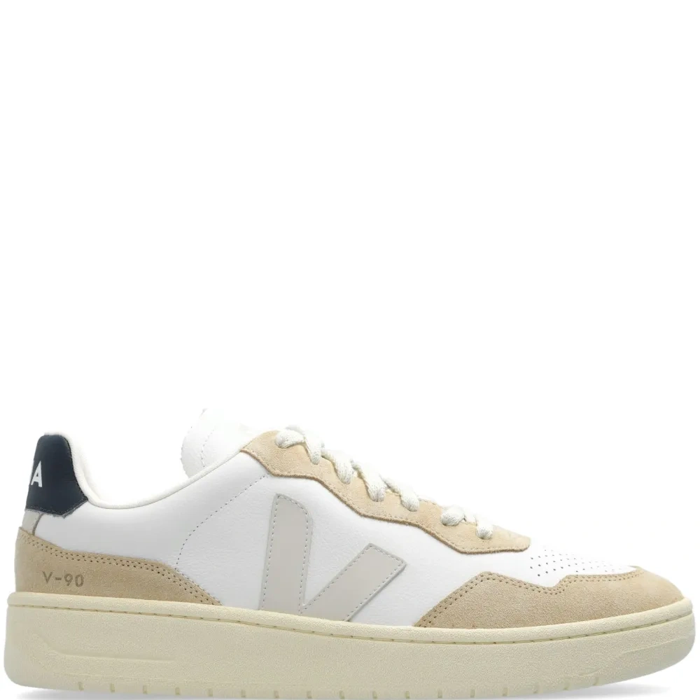 Кроссовки V-90