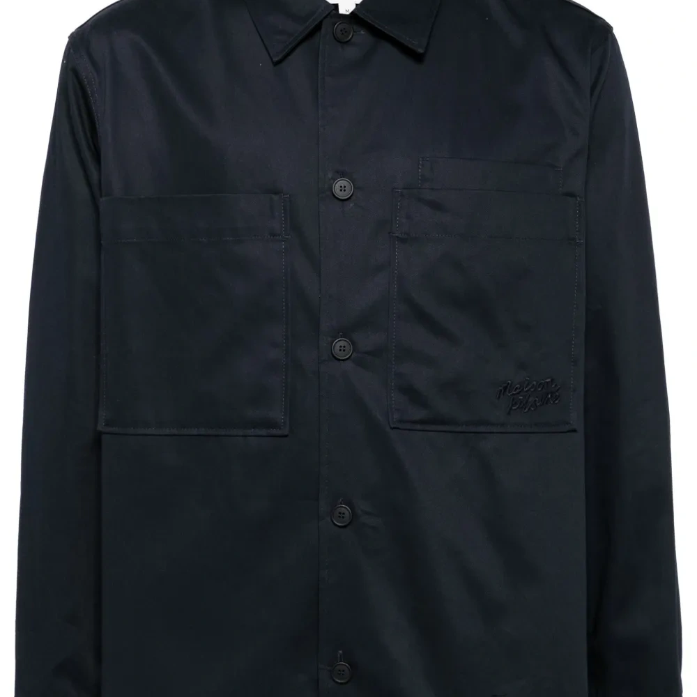 Рубашка с вышитым логотипом