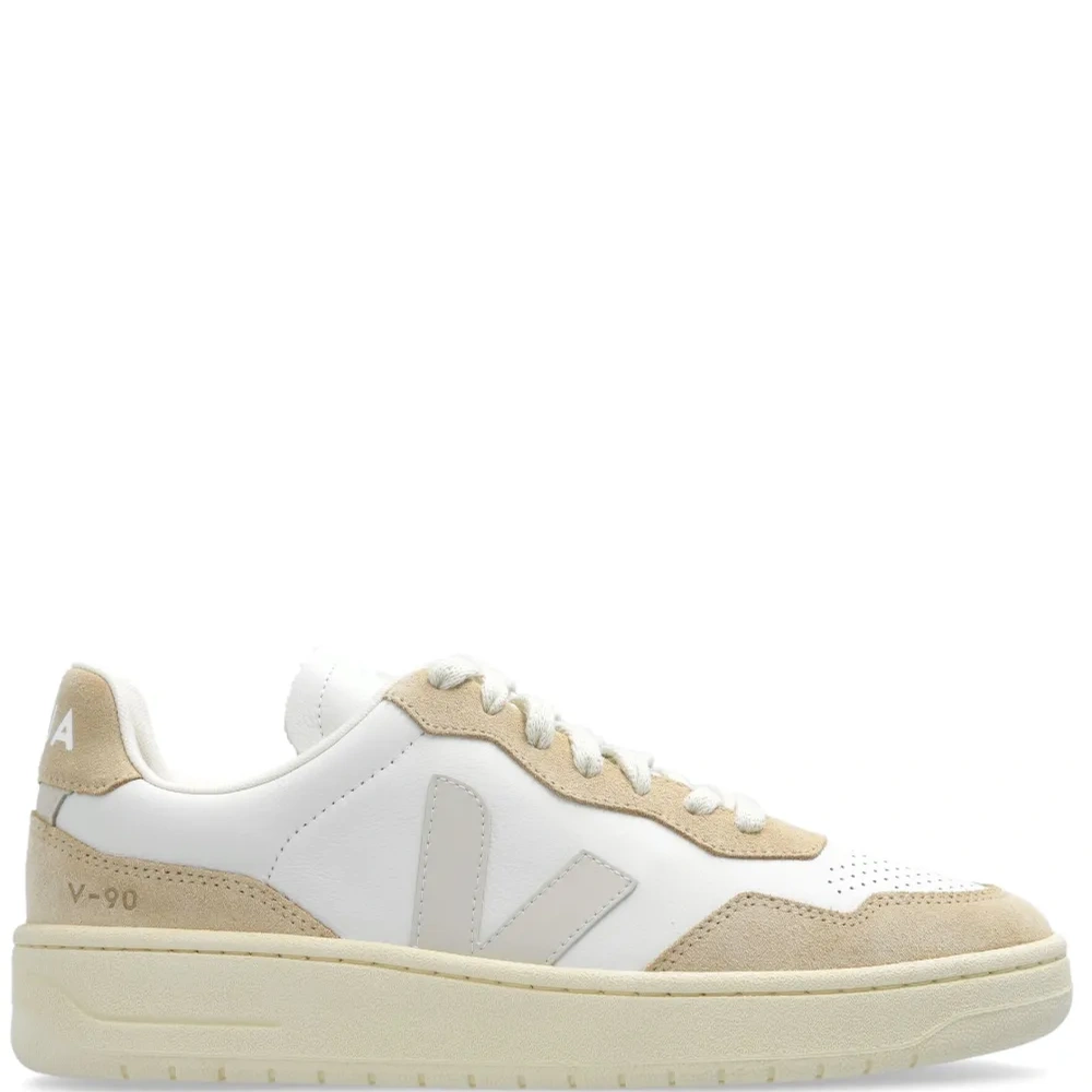 Кроссовки V-90