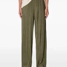 Брюки с защипами