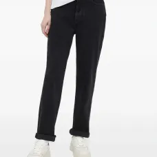 Джинсы с шлевками для ремня