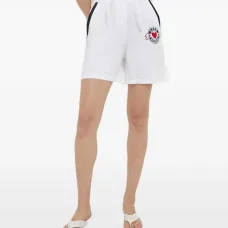 Шорты с вышитым логотипом