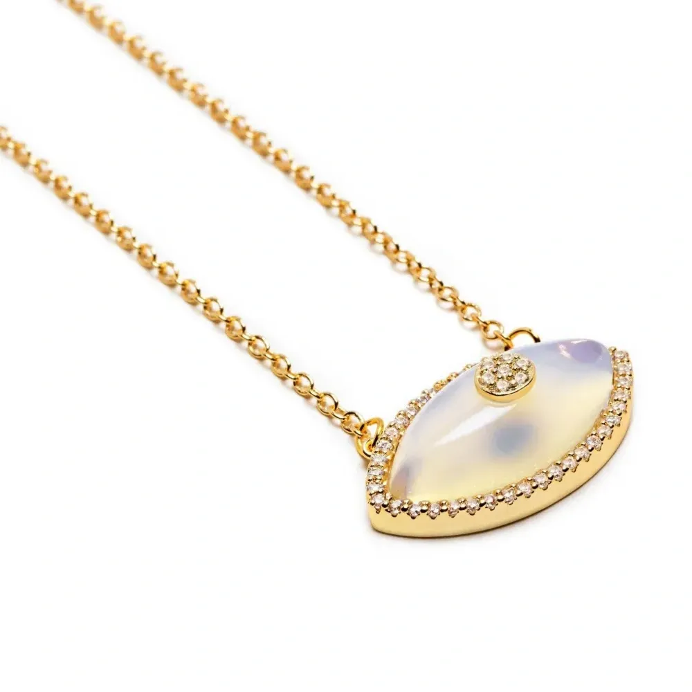 Колье с подвеской Колье с подвеской