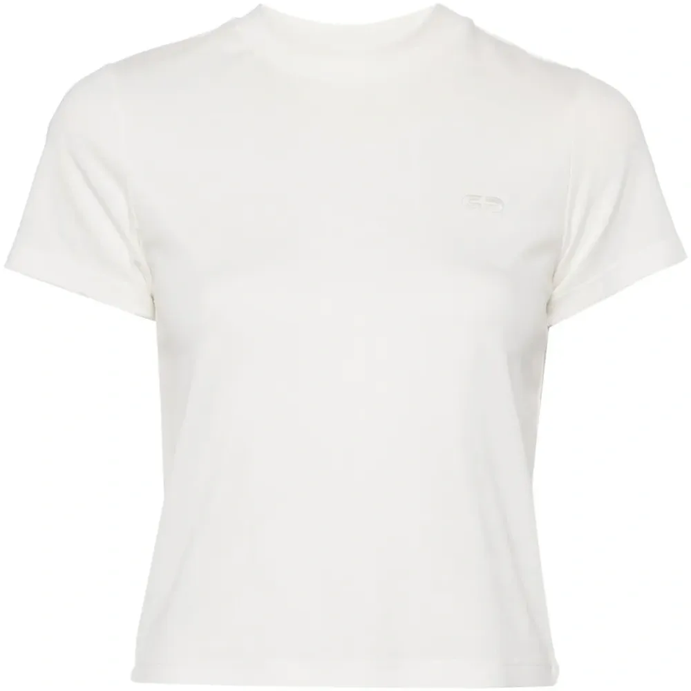 Базовая футболка Базовая футболка