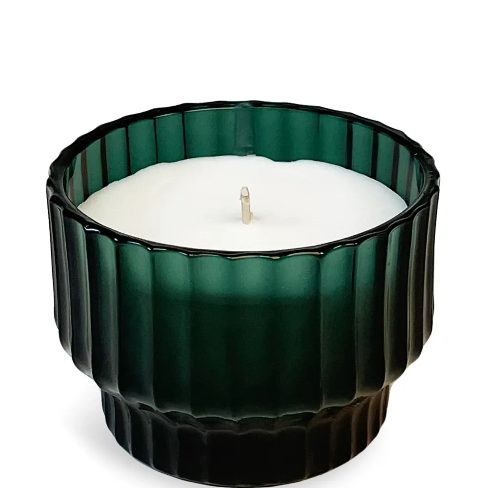 Маленькая ароматическая свеча Forest Mist (600 г)