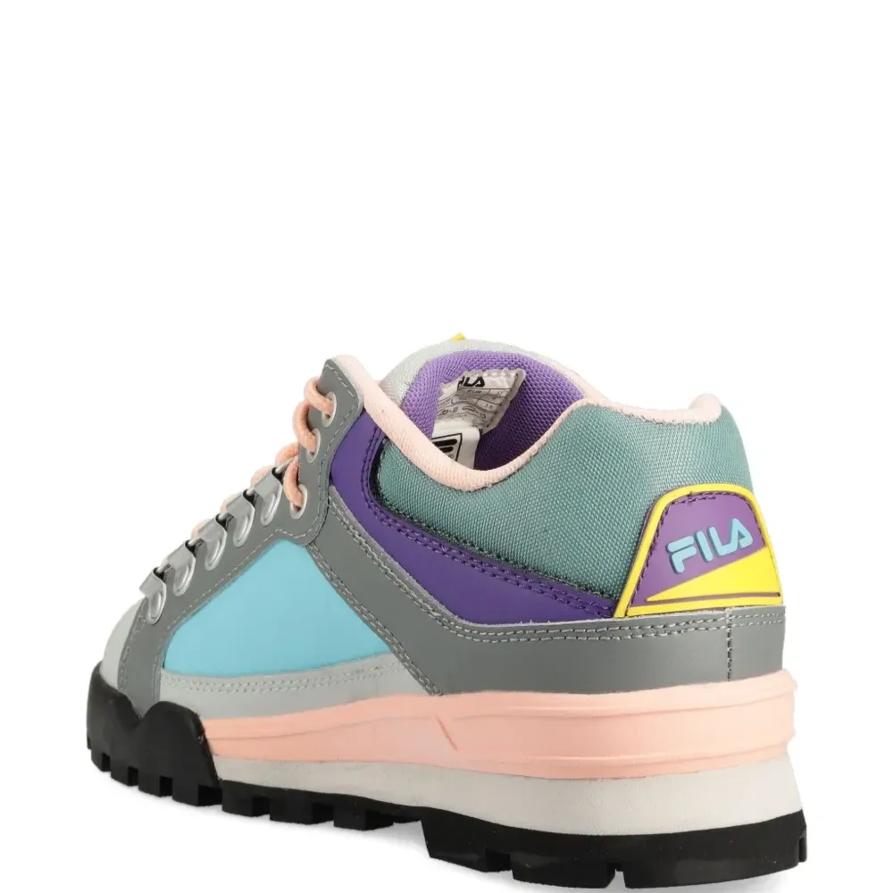 Кроссовки на шнуровке с логотипом