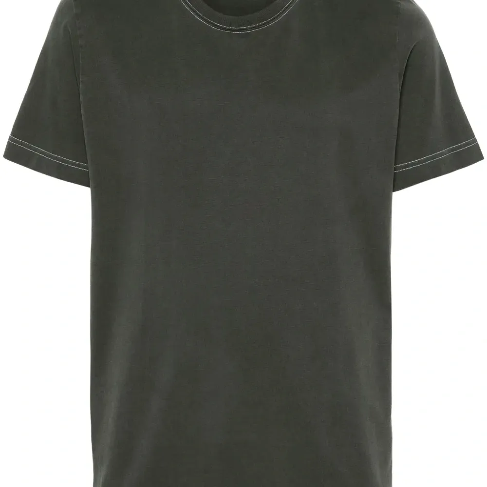 Футболка с контрастной строчкой Футболка с контрастной строчкой