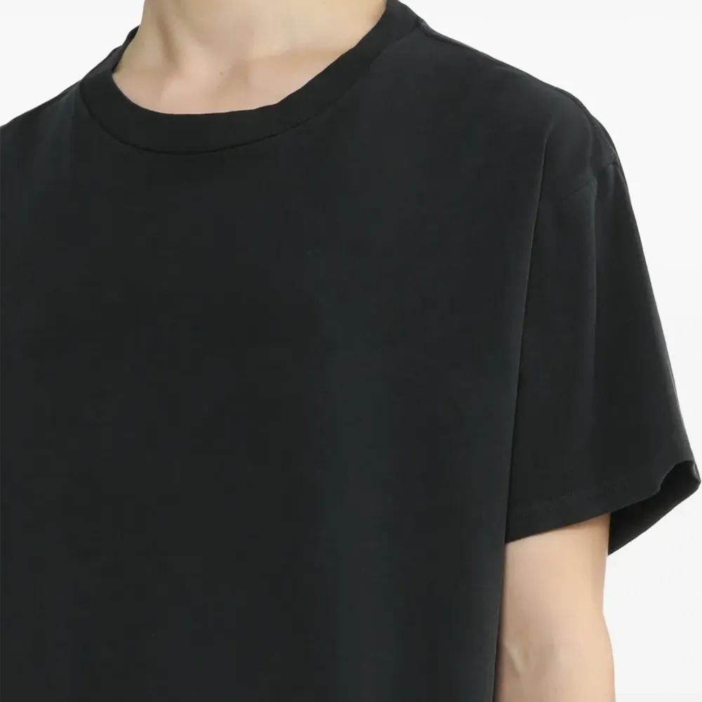 Футболка с круглым вырезом Футболка с круглым вырезом