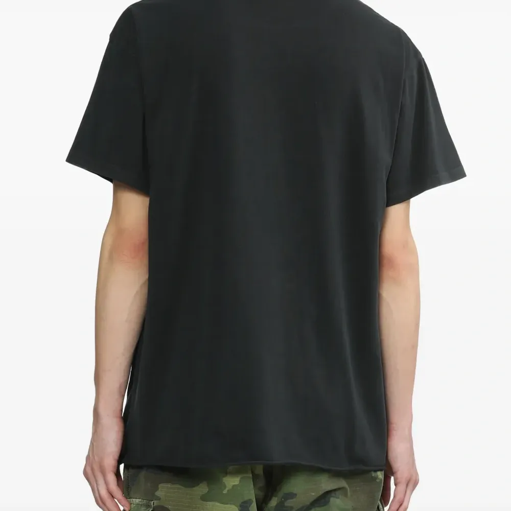 Футболка с круглым вырезом Футболка с круглым вырезом