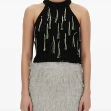 топ с вырезом халтер и кисточками